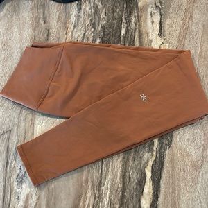 ALO Yoga Rust Leggings